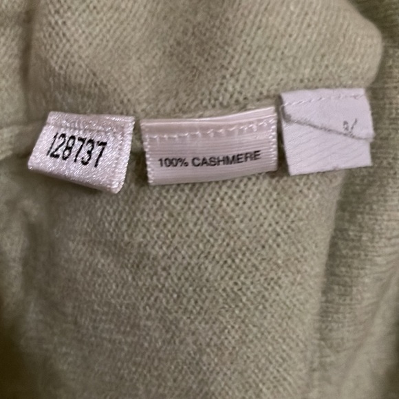 Ann Taylor cashmere pastel sweater - Picture 4 of 5